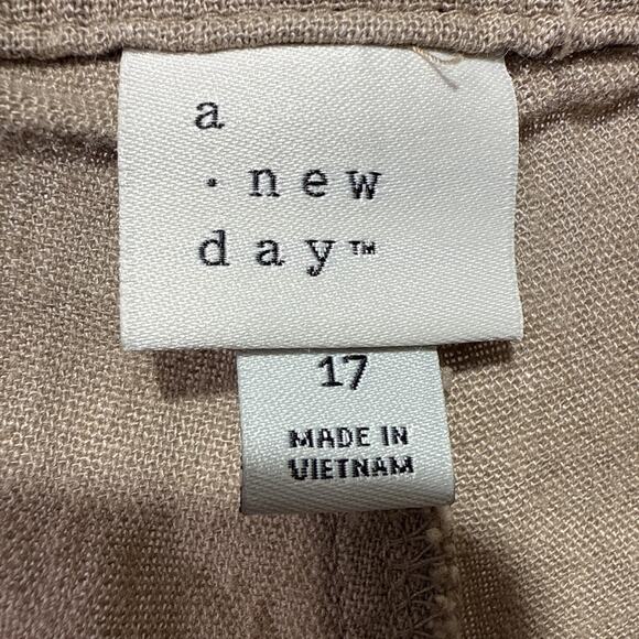 A New Day Pants Women’s Size 17 High Rise Straight Ankle Cargo Khaki Linen Blend - Picture 8 of 11